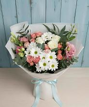 Букет цветов из:  Розы, Лизиантусы и Хризантемы в Константиновской Краснодарского края