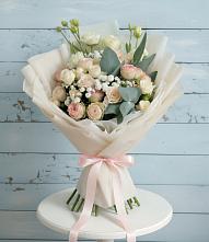 Букет цветов из:  Розы и Лизиантусы #REPLACE_PRED# Константиновской Краснодарского края