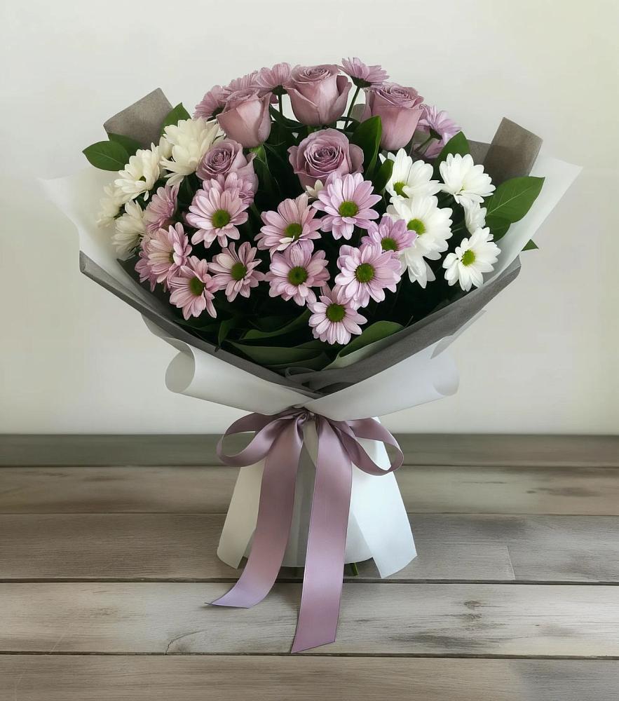Букет цветов из: Хризантемы и Розы в Константиновской Краснодарского края