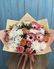 Букет цветов из:  Розы, Герберы и Хризантемы в Константиновской Краснодарского края