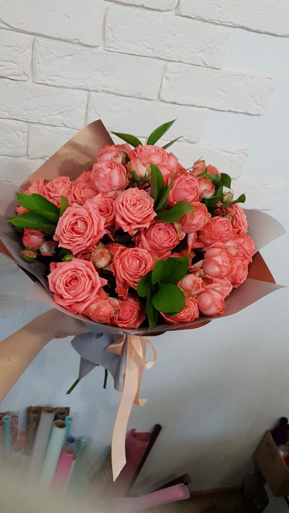 Букет цветов из: Розы в Константиновской Краснодарского края