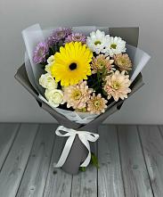 Букет цветов из:  Розы, Герберы и Хризантемы в Константиновской Краснодарского края