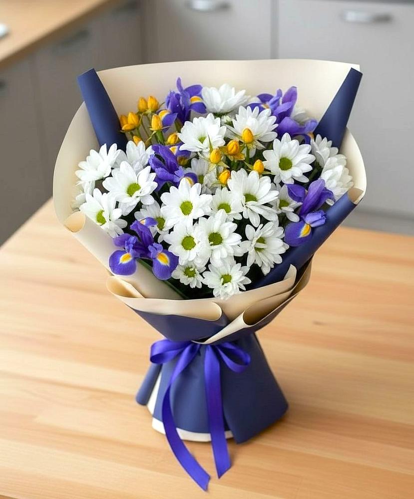 Букет цветов из: Розы, Ирисы и Хризантемы в Константиновской Краснодарского края