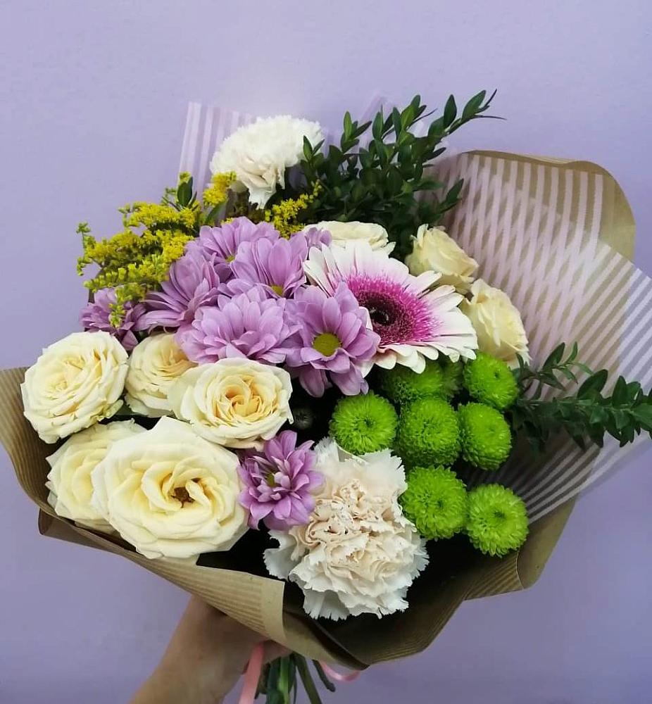 Букет цветов из: Хризантемы, Розы, Гвоздики и Герберы в Константиновской Краснодарского края