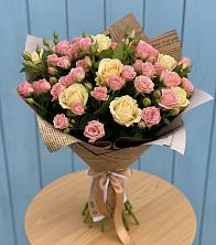 Букет цветов из:  Розы в Константиновской Краснодарского края