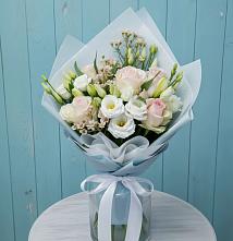 Букет цветов из:  Розы и Лизиантусы #REPLACE_PRED# Константиновской Краснодарского края