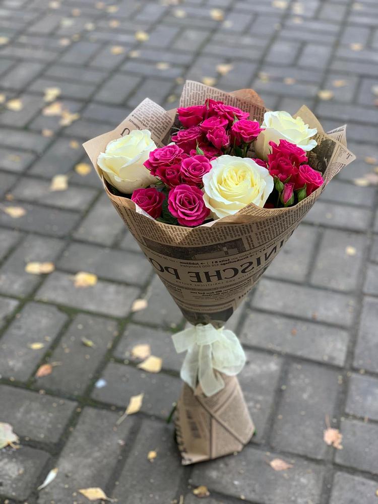 Букет цветов из: Розы в Константиновской Краснодарского края